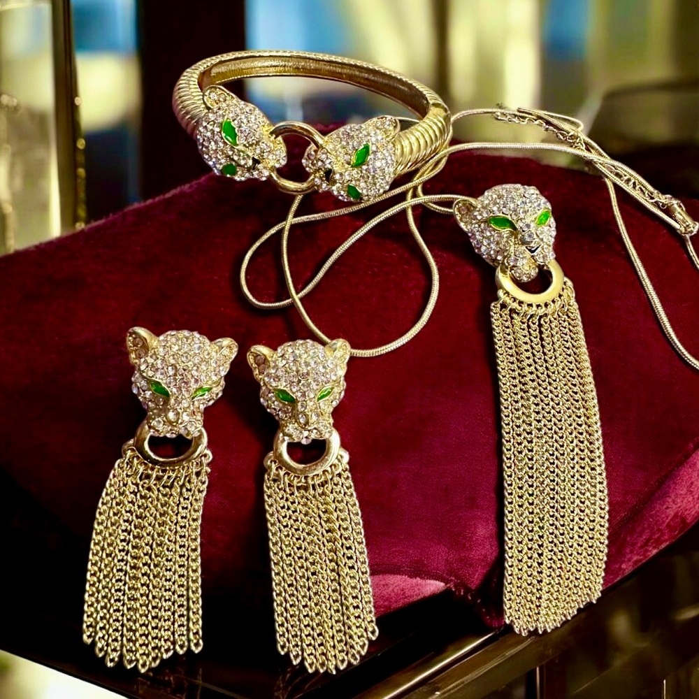 Park Avenue Collection Leopard Necklace Earrings Bracelet Parure Swarovski Gold